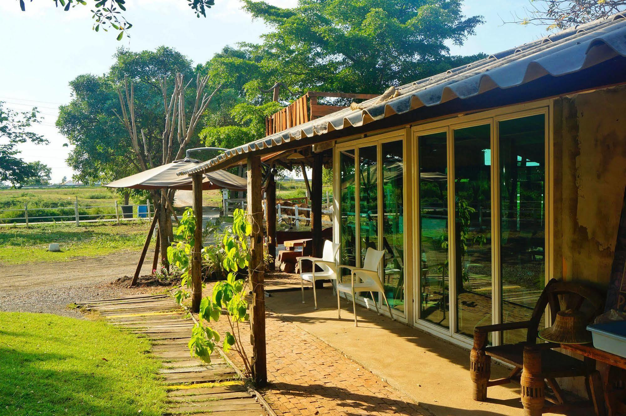 Wanlapa Farmstay Lopburi Exterior photo