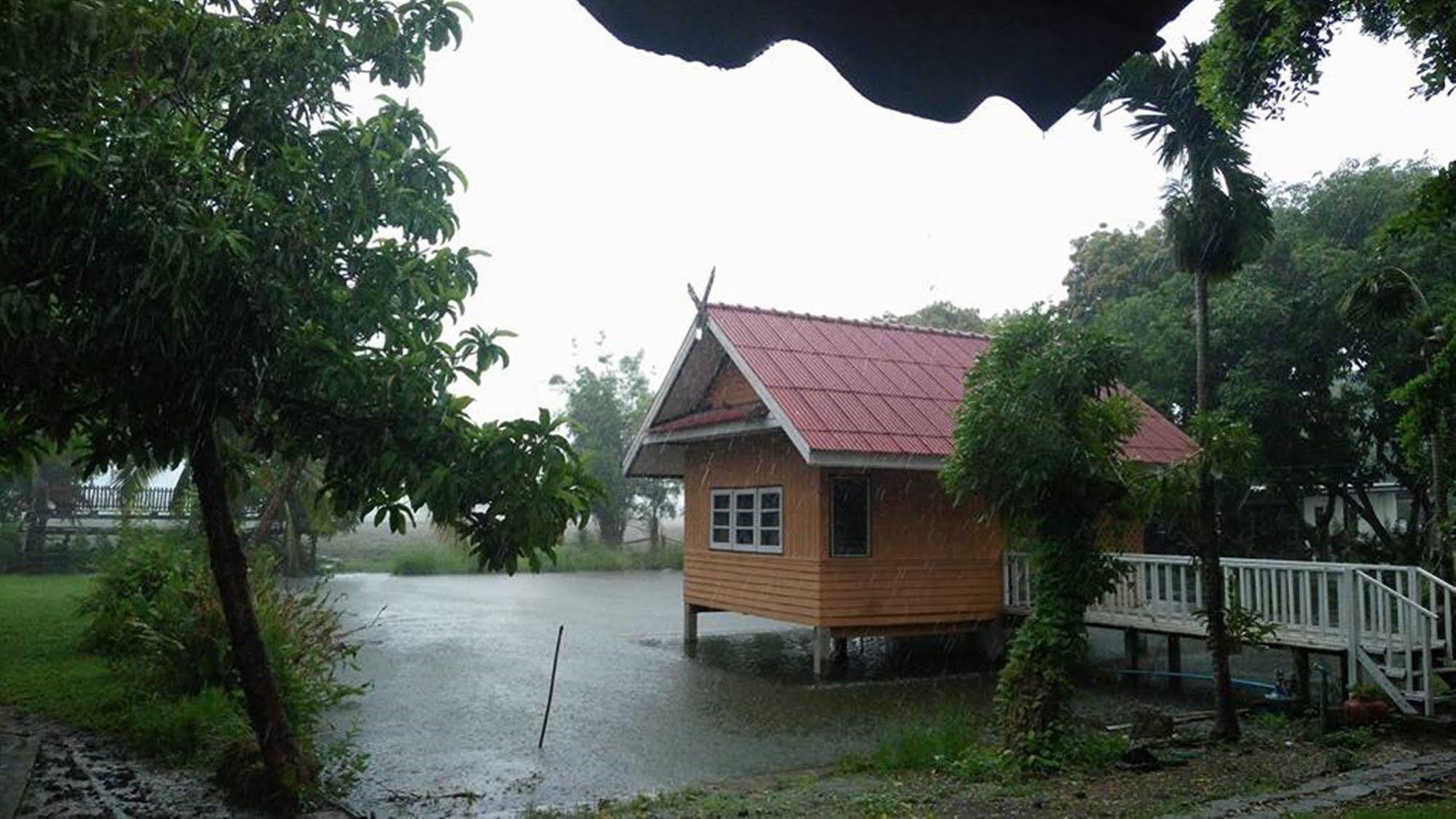 Wanlapa Farmstay Lopburi Exterior photo